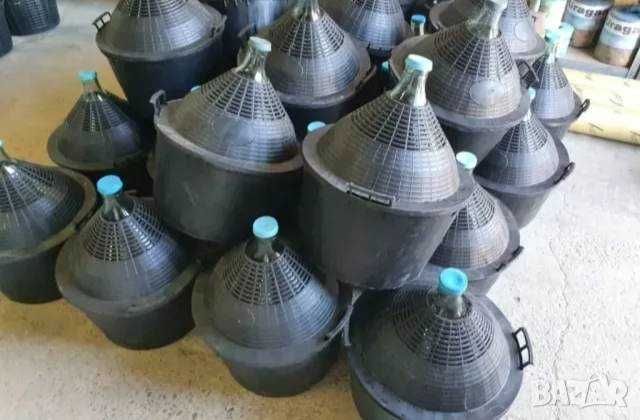 Стъклена дамаджана в кош с дръжки - Различни литражи