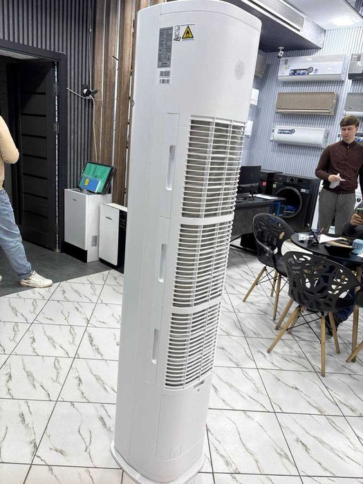 Колонный кондиционер FST 24000 btu inverter  Midea