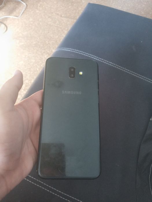 Продам Samsung J6+