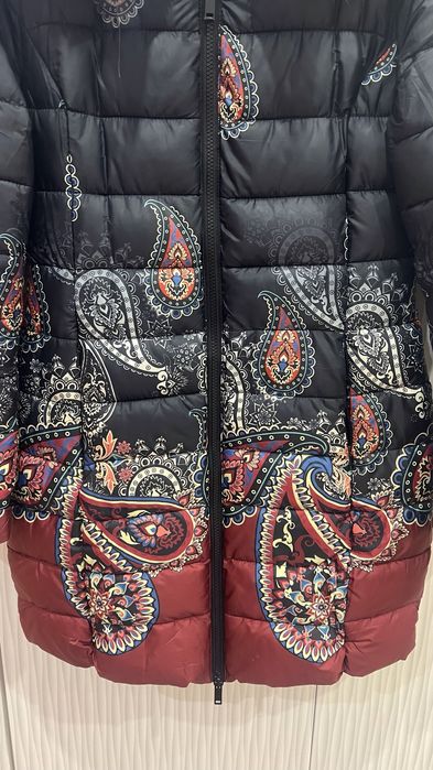 Топло зимно яке с качулка