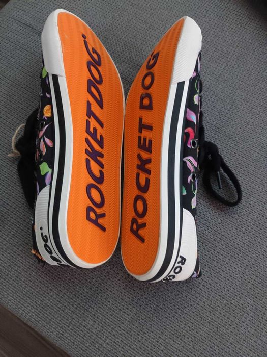 Rocket dog -Сникърси 39 номер