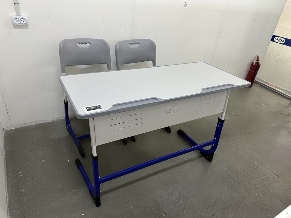Школьная парта комплект