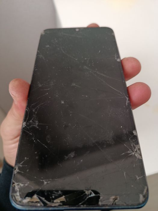 Продам телефон Huawei