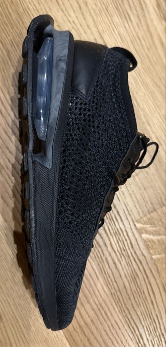 Nike AIR MAX FLYKNIT RACER размер 42 - 100% оригинал!!!