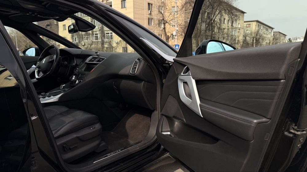 CITROEN DS5 Hybrid4 AirDream
