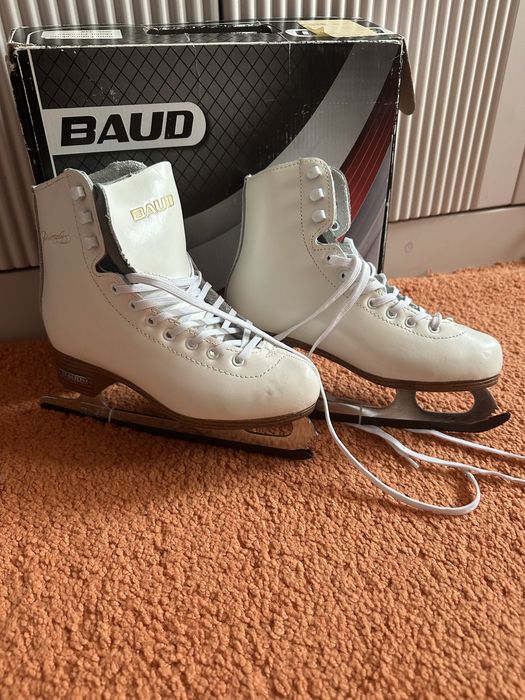 Новые Коньки 34 размер