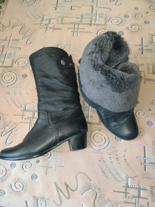 Продам сапоги женские
