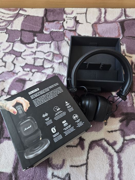 Marshall Major IV  безжични Bluetooth слушалки