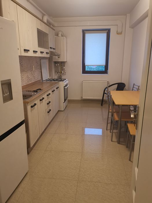 Apartament 2 camere de închiriat