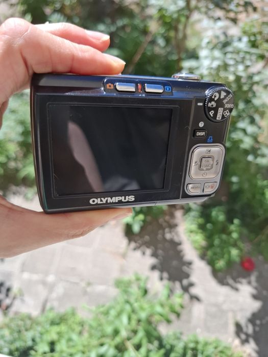 Компактен дигитален фотоапарат OLIMPUS FE-310