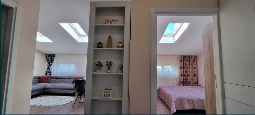 Inchiriez apartament 2 camere semi-decomandat, open space