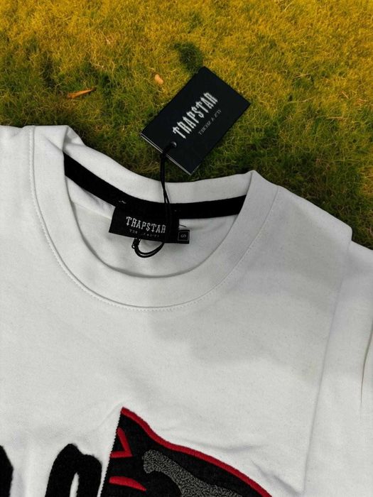 Compleu TRAPSTAR Vara - Model calitate PREMIUM - Unisex Nou 2024