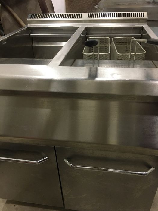 Turkiyada ishlab chiqarilgan, shkafli gazli friturnitsa