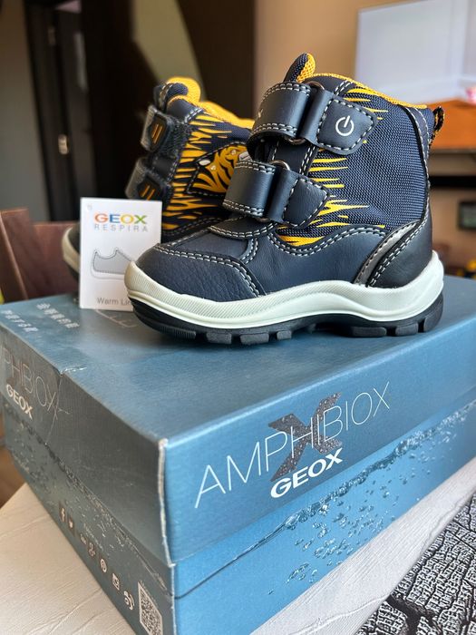 Детски обувки GEOX AMPHIBIOX