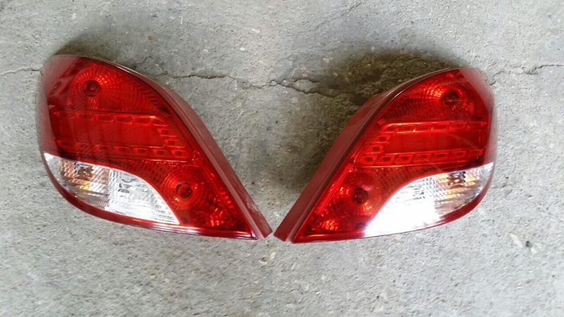 стоп стопове фар фарове преден капак Peugeot 206 207 хечбек