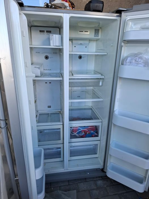 Продам холодильник