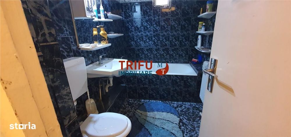 Apartament 3 camere de vanzare zona Dedeman