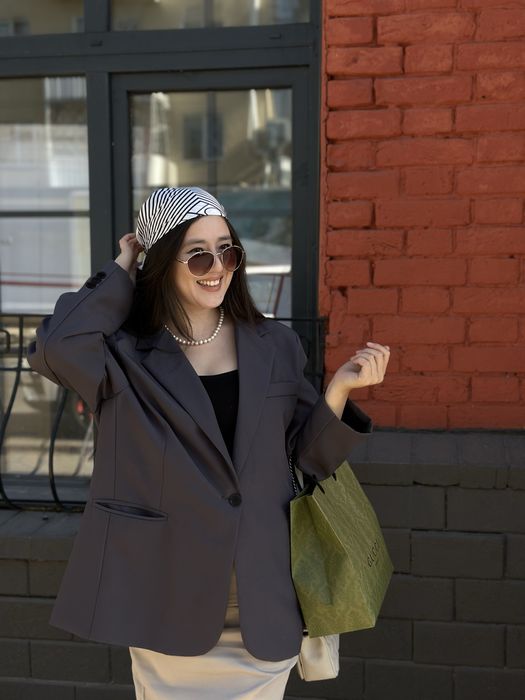 Продам одежду 1500