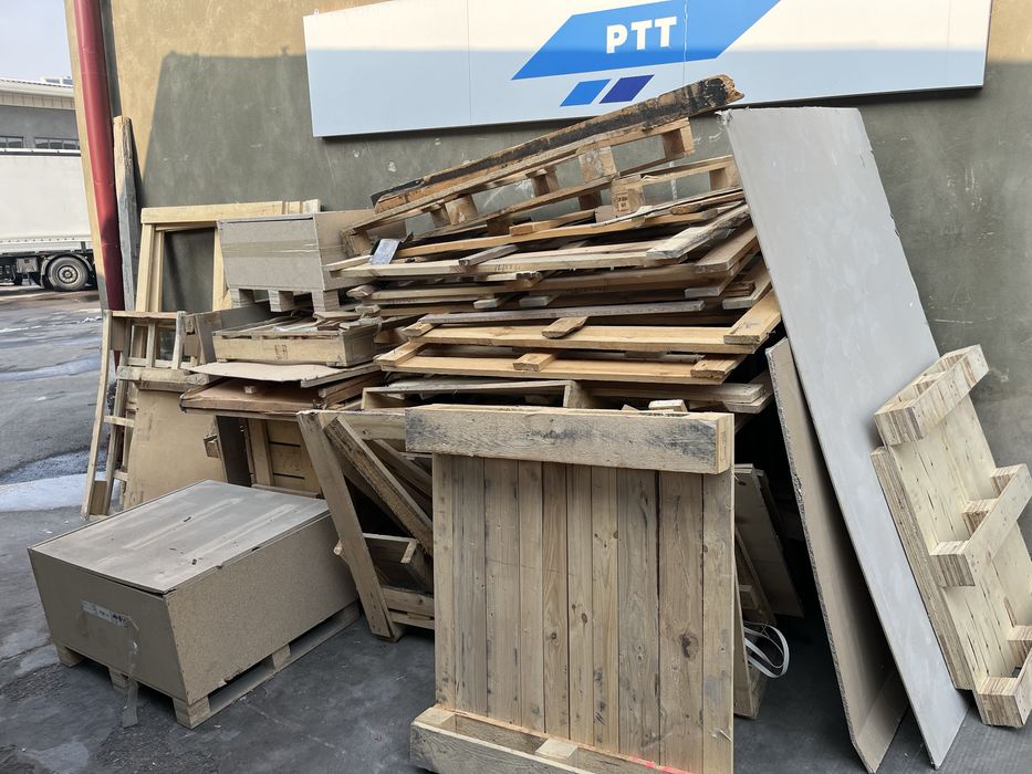 Бруски , доски , палеты,ящики деревянные ,дрова