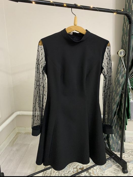 Платье черное  размер S