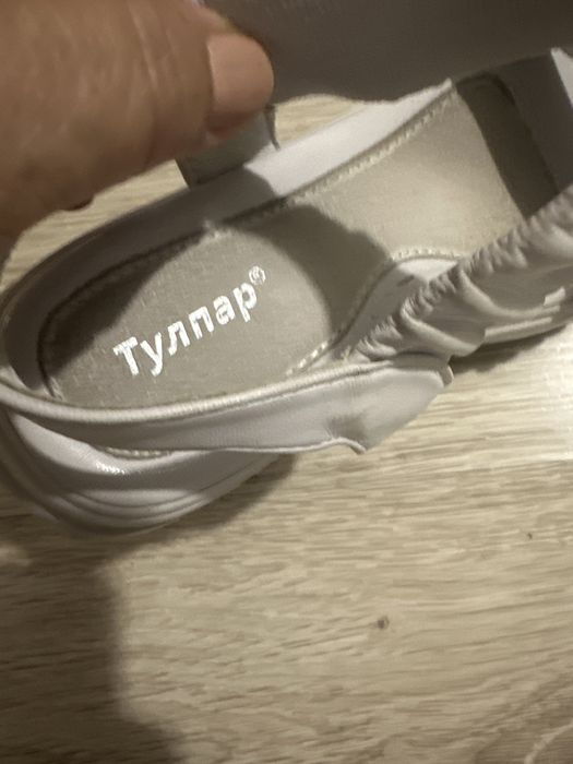 Обувь для девочки