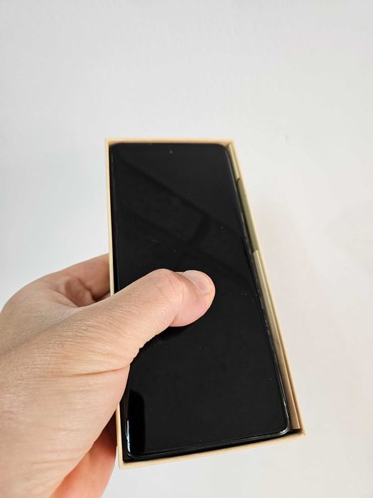 Motorola edge 40 neo 256 gb la cutie garantie.