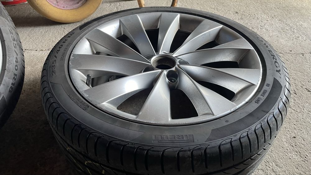 Roti Interlagos cu anvelope vara Pirelli Powergy XL
