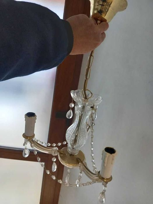Vind Candelabru  de  CRISTAL cu 3 brate  si 2 buc VEIOZE  CRISTAL