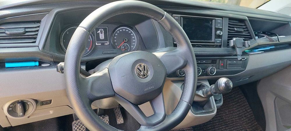 Volkswagen Caravelle T6  2020 2.0 TDI 8+1 Locuri Model Extra-Lung