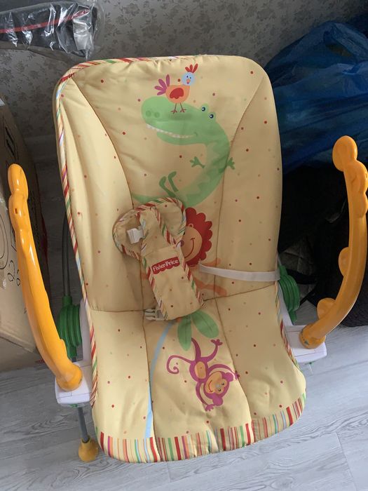 Продам детскую кресло качалку