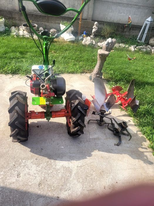 Motocultor cu plug si freza