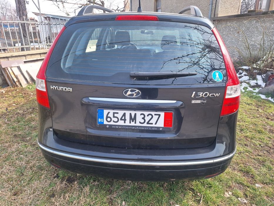 Хюндай I 30SW 1.4/16V  2010 година