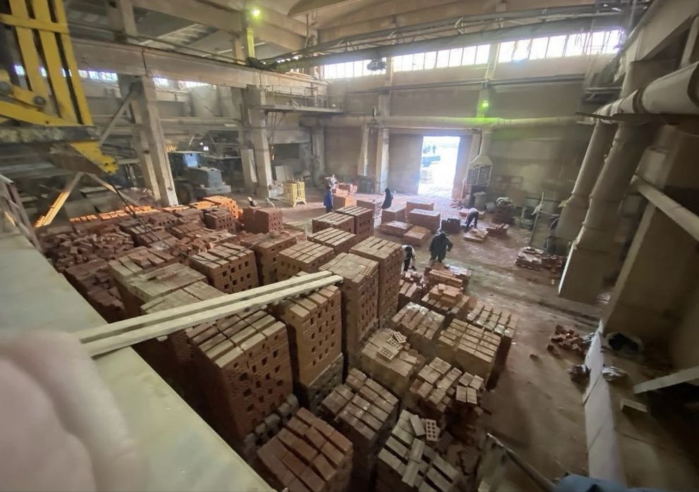 Кирпич красный новый