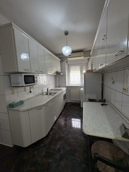 Apartament 2 camere zona Piata M.Viteazul