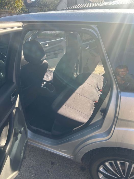 Ford Focus 2009 diesel, 2.248 € — imagine 3