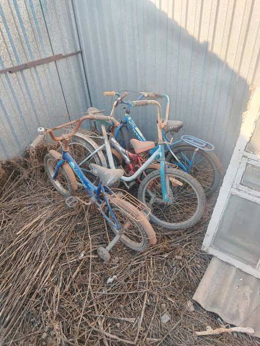 Продам 4 велосипеда, 1 самокат