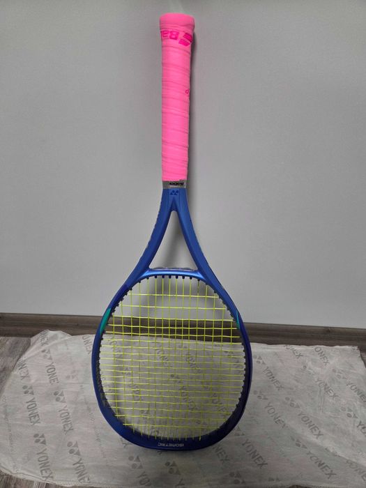 Yonex ezone 100L