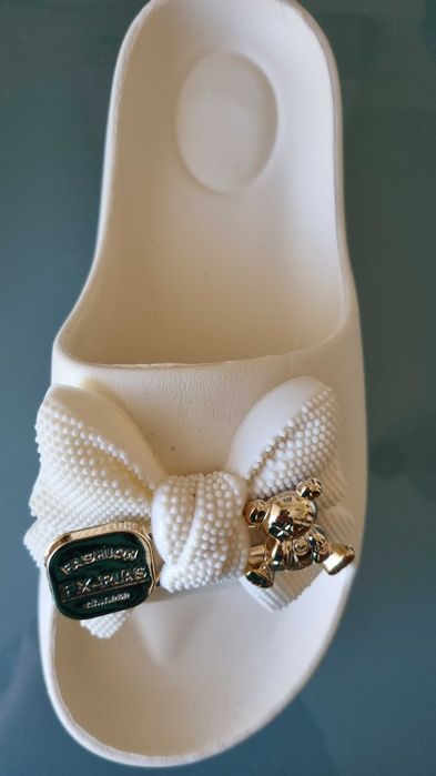 Летни чехли на платформа