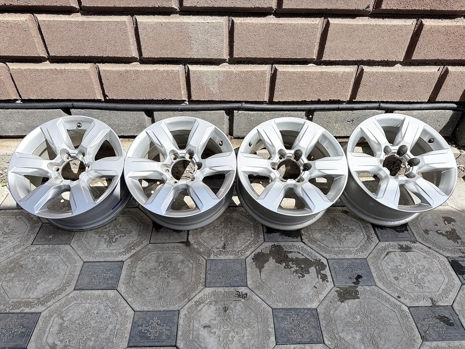 Комплект Оригиналных дисков на Prado Прадо Hilux Pajero R17