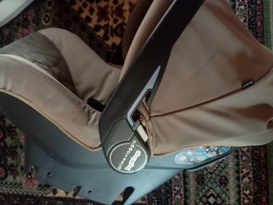 Peg Perego кош за новородено и кошница за кола