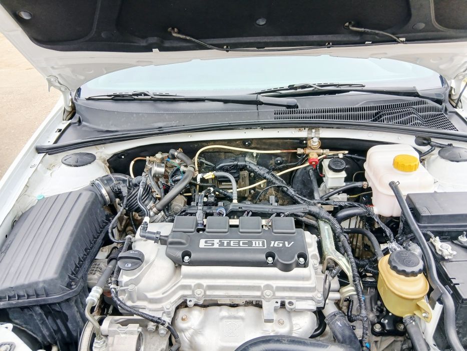 Шевролет жентра сотилади