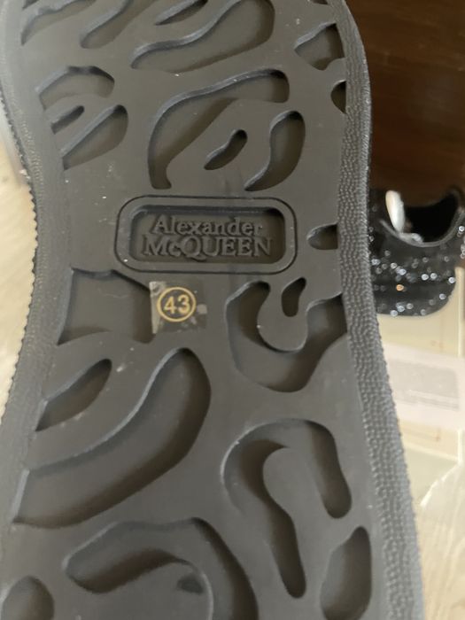 Alexander McQUEEN
