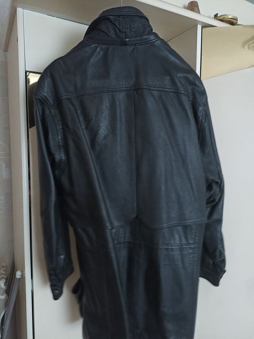 Запазено кожено дамско яке