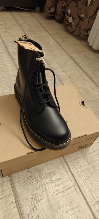 Bocanci Dr. Martens