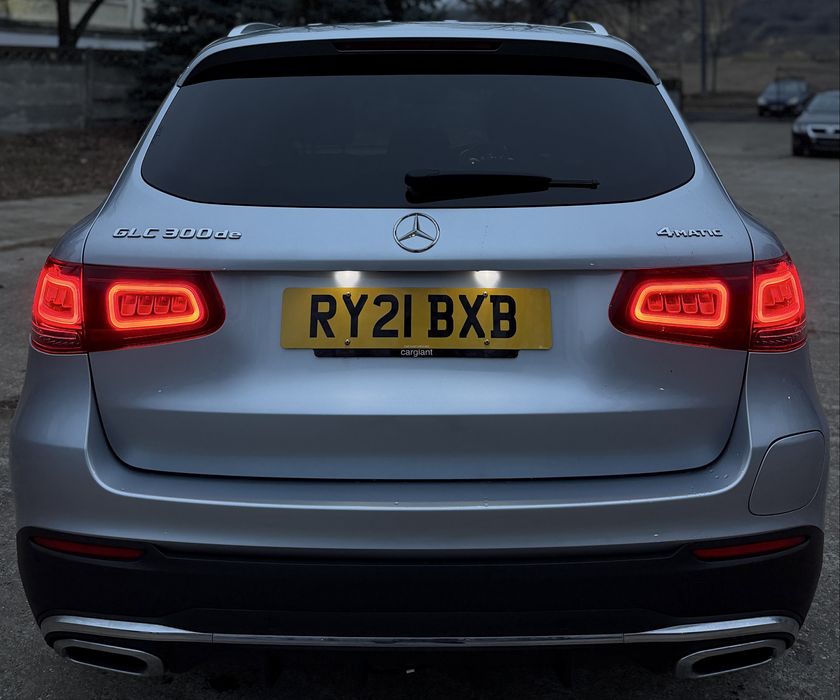 GLC 300de - 2022 - 2.0 Diesel - Plug In Hybrid - 4•Matic - AMG•LINE -