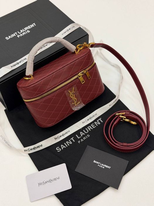 Geanta YSL , din piele