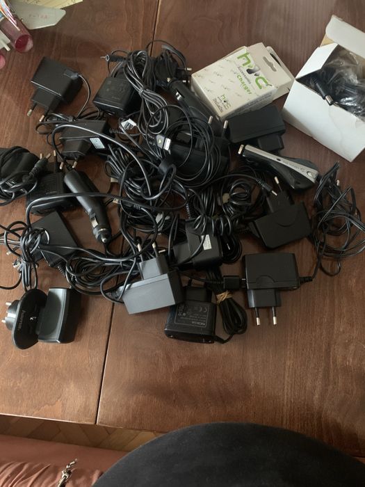 Мобилни телефони