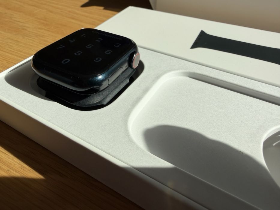 Apple Watch Series 7 GPS + Cellular  41 mm Yettel