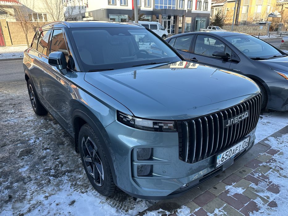 Кроссовер Jaecoo J7