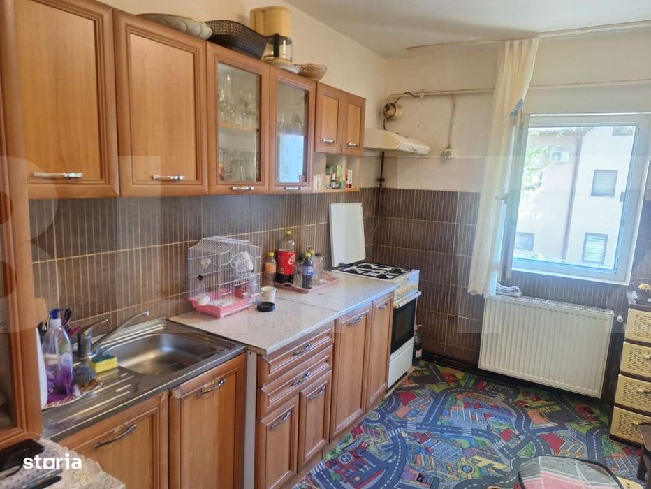 Apartament 2 camere de vanzare, 67 mp, decomandat, etaj 1, Logoj